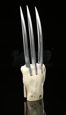 X-MEN ORIGINS: WOLVERINE - Wolverine (Hugh Jackman) Claws in Hand Cast