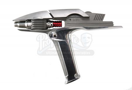 STAR TREK INTO DARKNESS (2013) - Light-Up Electronic Starfleet Phaser