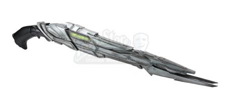 STAR TREK INTO DARKNESS (2013) - Light-Up Full-Length Klingon Disruptor