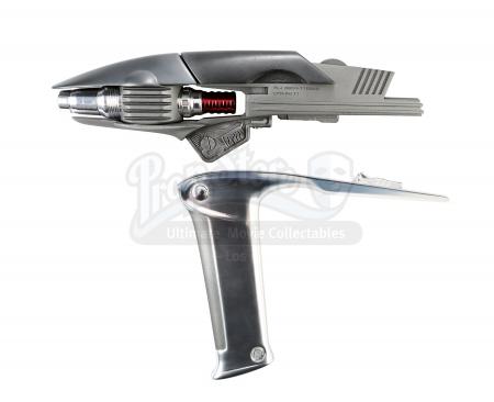 STAR TREK INTO DARKNESS (2013) - Electronic Break Apart Starfleet Phaser