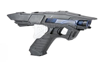 STAR TREK INTO DARKNESS (2013) - Vengeance Phaser