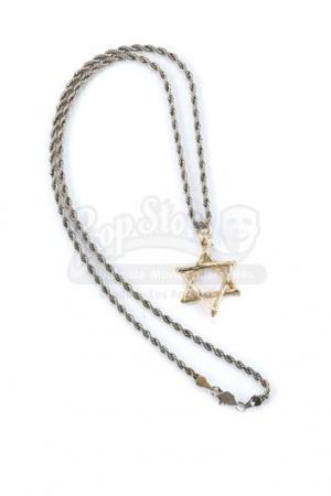 Irving Rosenfeld’s (Christian Bale) Star of David Necklace