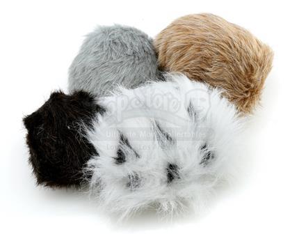 STAR TREK: DEEP SPACE NINE (1993 - 1999) - Set of Tribbles