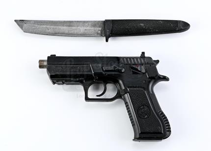 Major (Scarlett Johansson) Yakuza Club Pistol and Knife